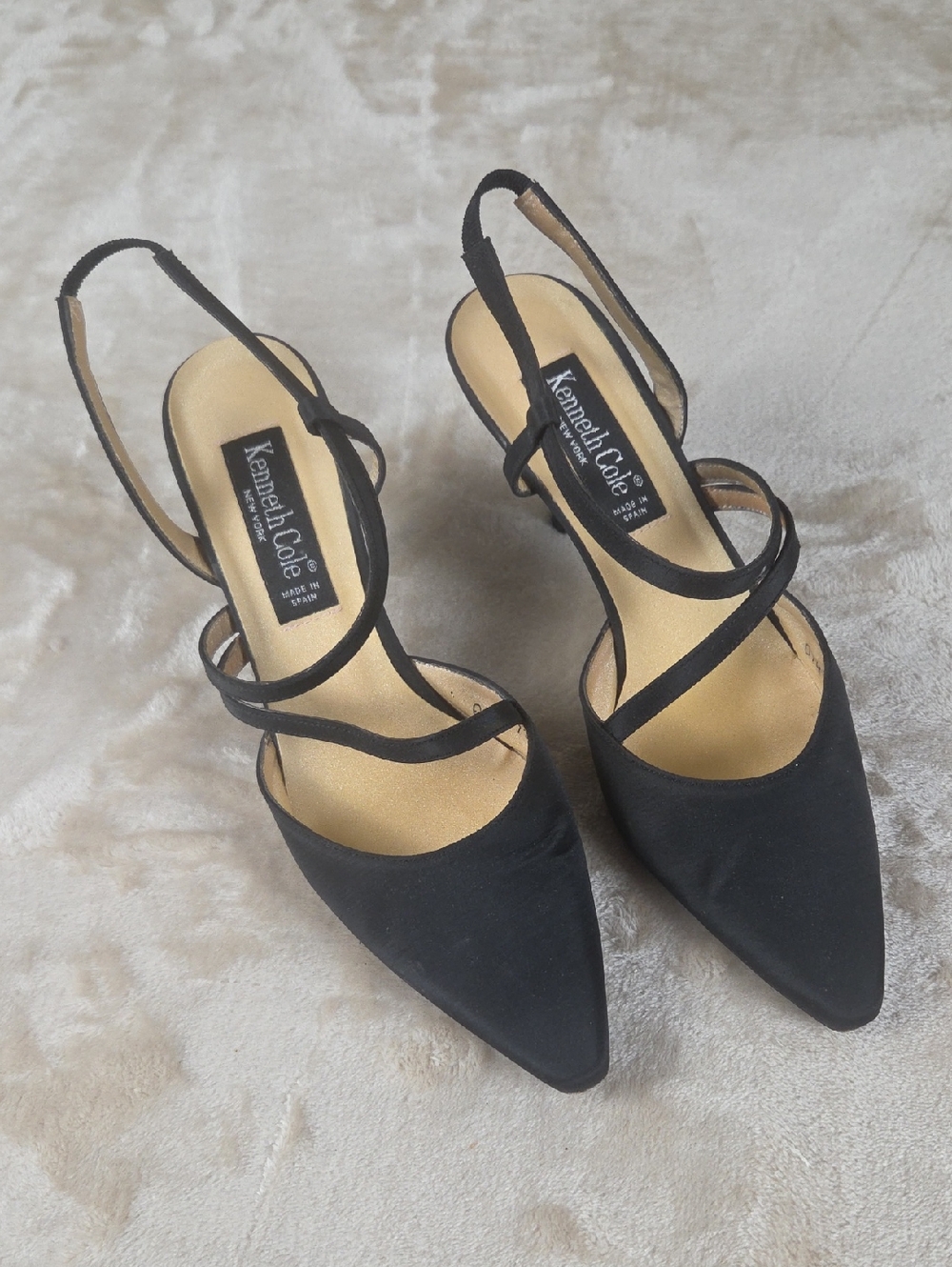 Kenneth Cole Black Pointed-Toe Crisscross Slingback Heels